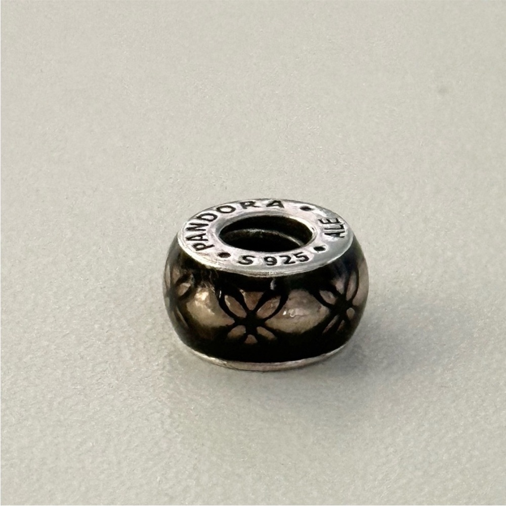 Black silver enamel pandora spacer